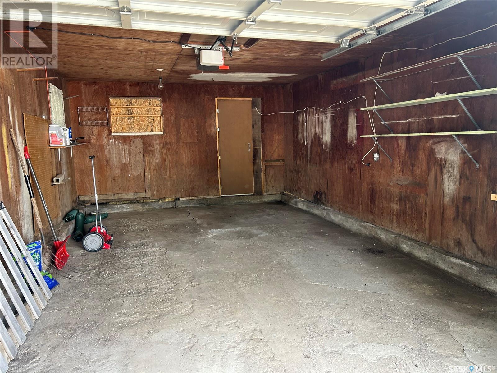 Photo 23 of 106 3rd Avenue E, Nokomis SK