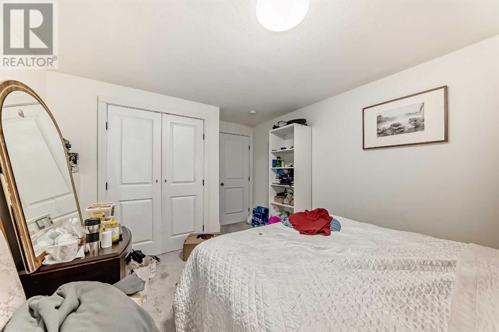 2008 41 Street SE, Calgary, Alberta