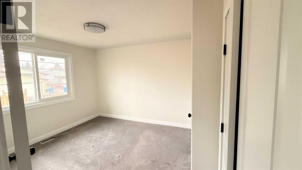 Single Family House Bi-level for Sale in   Street SE Forest Lawn Calgary 