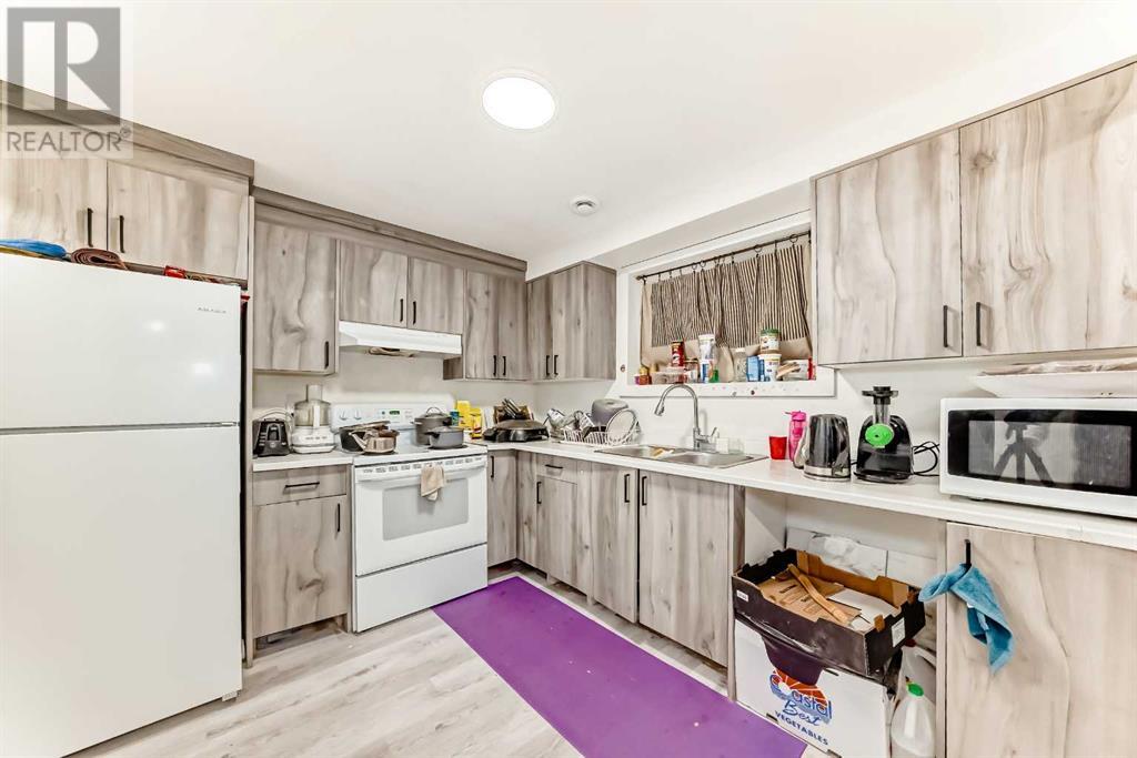 Single Family House Bi-level for Sale in   Street SE Forest Lawn Calgary 