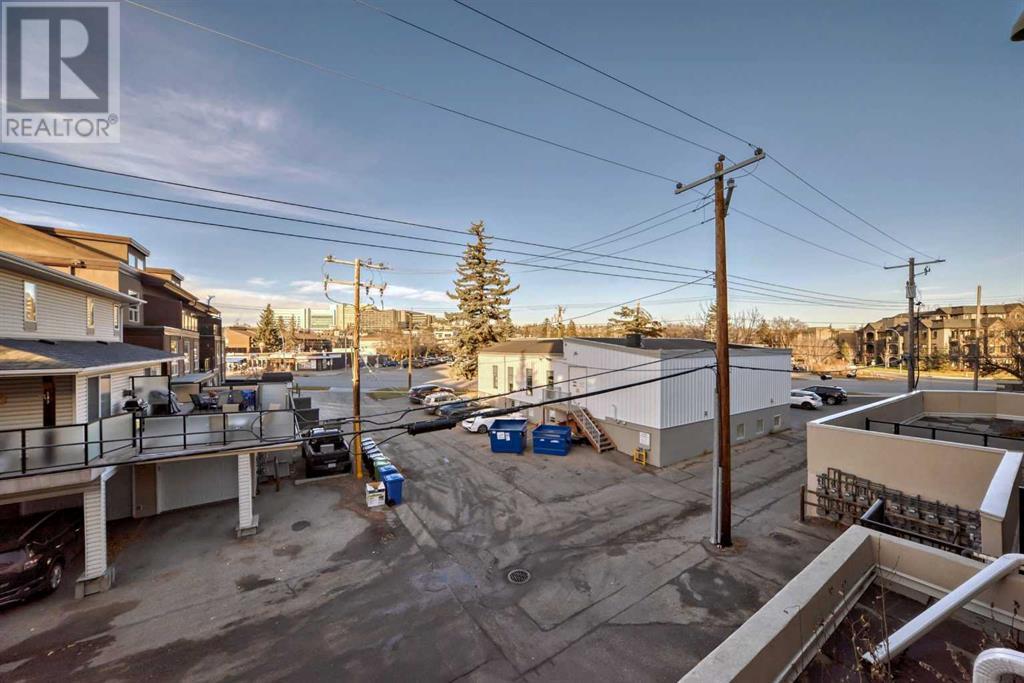 Photo 15 of 201 3412 Parkdale Boulevard Nw, Calgary AB
