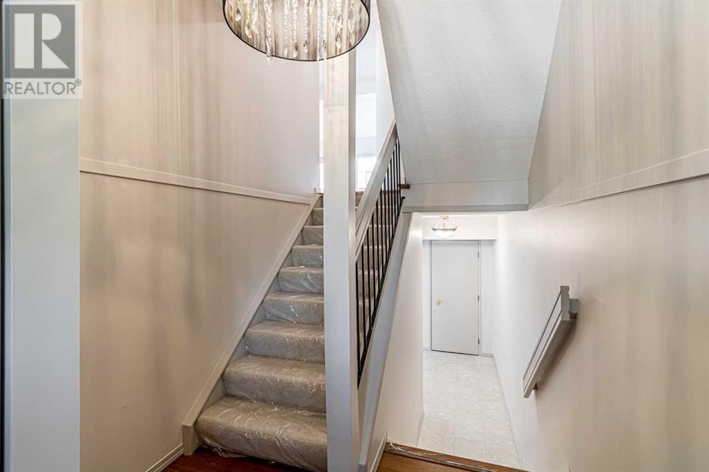 Single Family House for Sale in    Avenue SW Glamorgan Calgary 