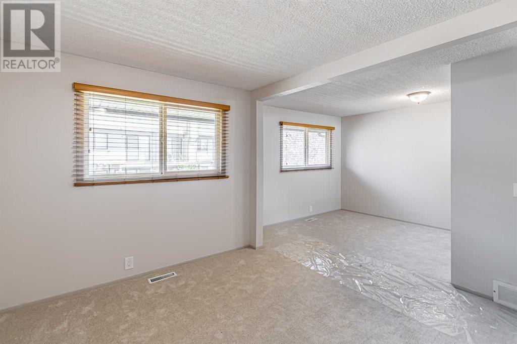 Single Family House for Sale in    Avenue SW Glamorgan Calgary 