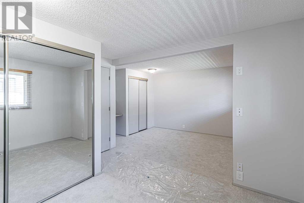Single Family House for Sale in    Avenue SW Glamorgan Calgary 