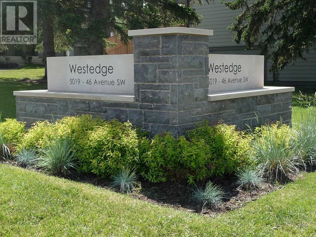 Single Family House for Sale in    Avenue SW Glamorgan Calgary 