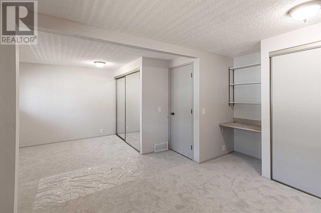 Single Family House for Sale in    Avenue SW Glamorgan Calgary 