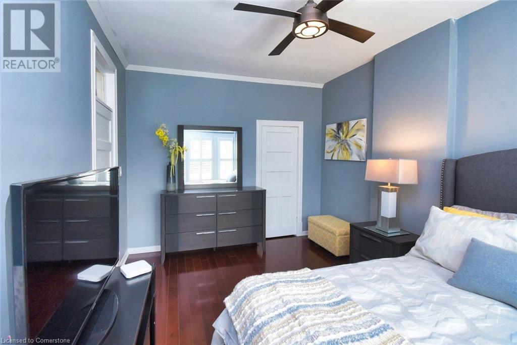 Photo 17 of 179 Macnab Street N, Hamilton ON