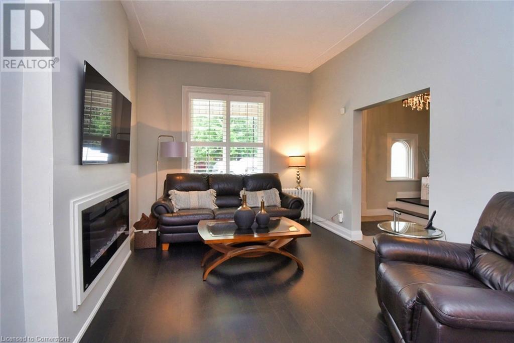 Photo 19 of 179 Macnab Street N, Hamilton ON