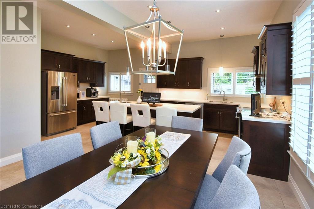 Photo 14 of 179 Macnab Street N, Hamilton ON