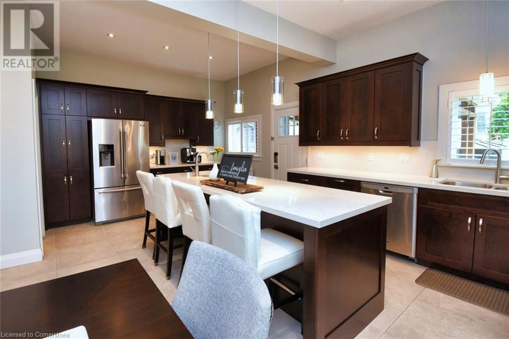 Photo 18 of 179 Macnab Street N, Hamilton ON