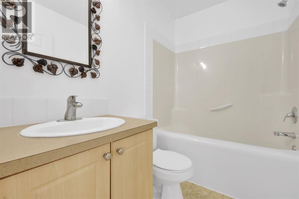 Single Family House for Sale in  Taracove Estate Drive NE Taradale Calgary 