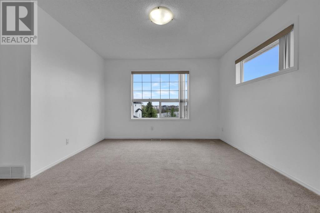 Single Family House for Sale in  Taracove Estate Drive NE Taradale Calgary 
