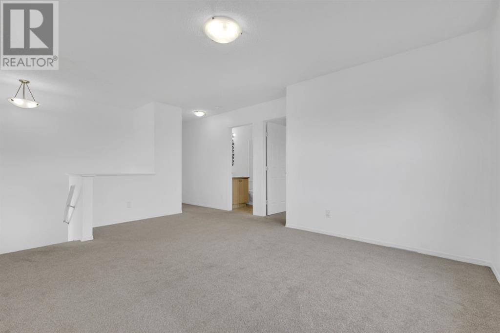 Single Family House for Sale in  Taracove Estate Drive NE Taradale Calgary 