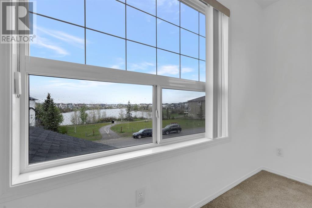 Single Family House for Sale in  Taracove Estate Drive NE Taradale Calgary 
