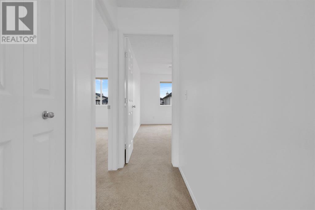 Single Family House for Sale in  Taracove Estate Drive NE Taradale Calgary 