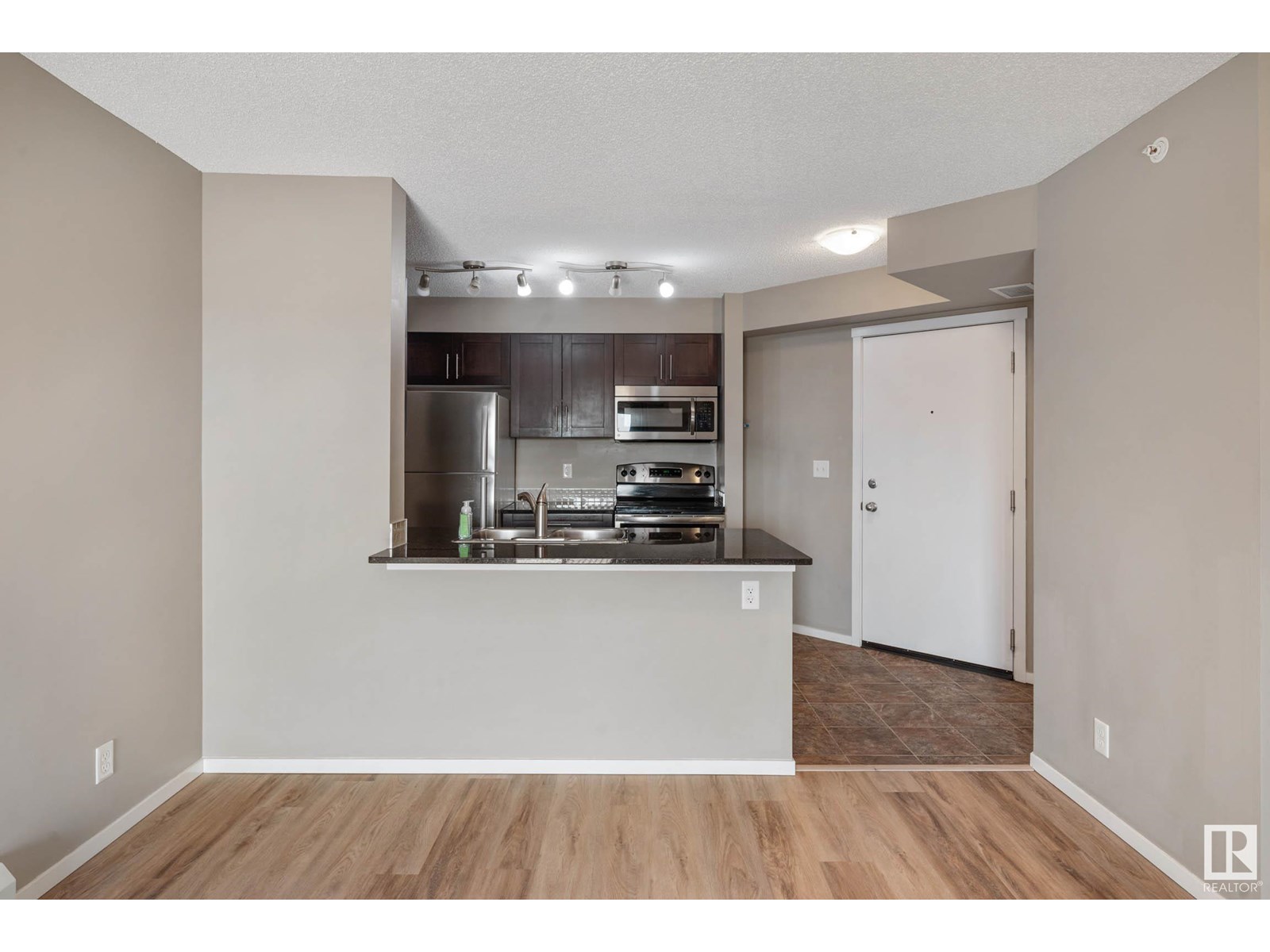 Photo 18 of 416 5370 Chappelle Rd Sw, Edmonton AB
