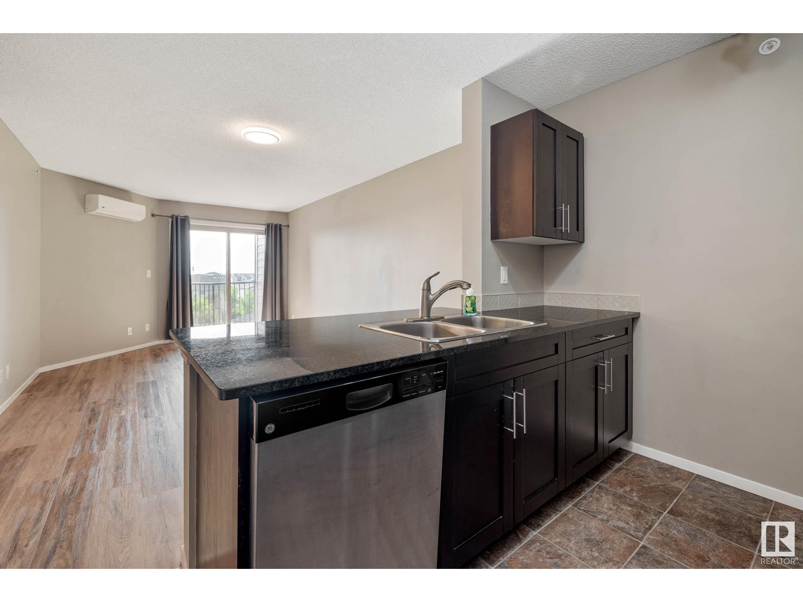 Photo 19 of 416 5370 Chappelle Rd Sw, Edmonton AB