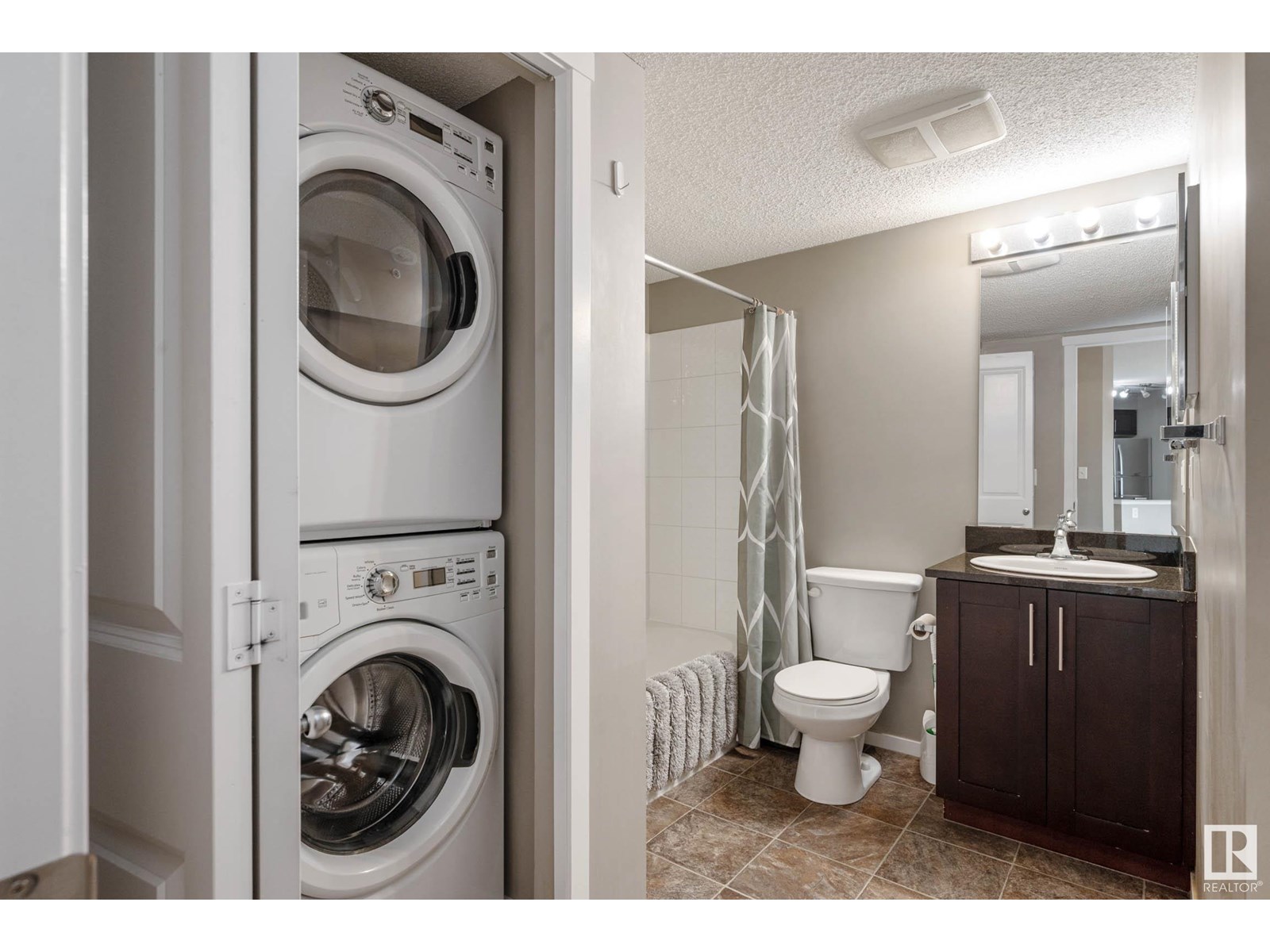 Photo 29 of 416 5370 Chappelle Rd Sw, Edmonton AB