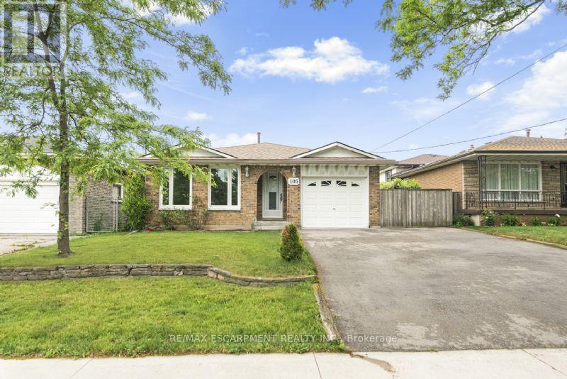 Single Family House for Sale in  LAVINA CRESCENT Hamilton (Mountview) 