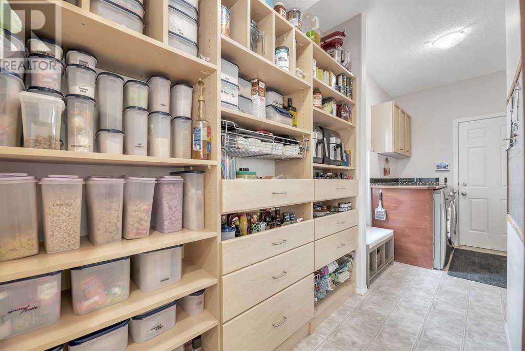Single Family House for Sale in  Tuscany Ridge Close NW Tuscany Calgary 