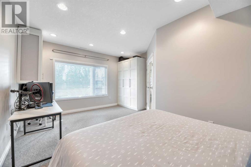 Single Family House for Sale in  Tuscany Ridge Close NW Tuscany Calgary 