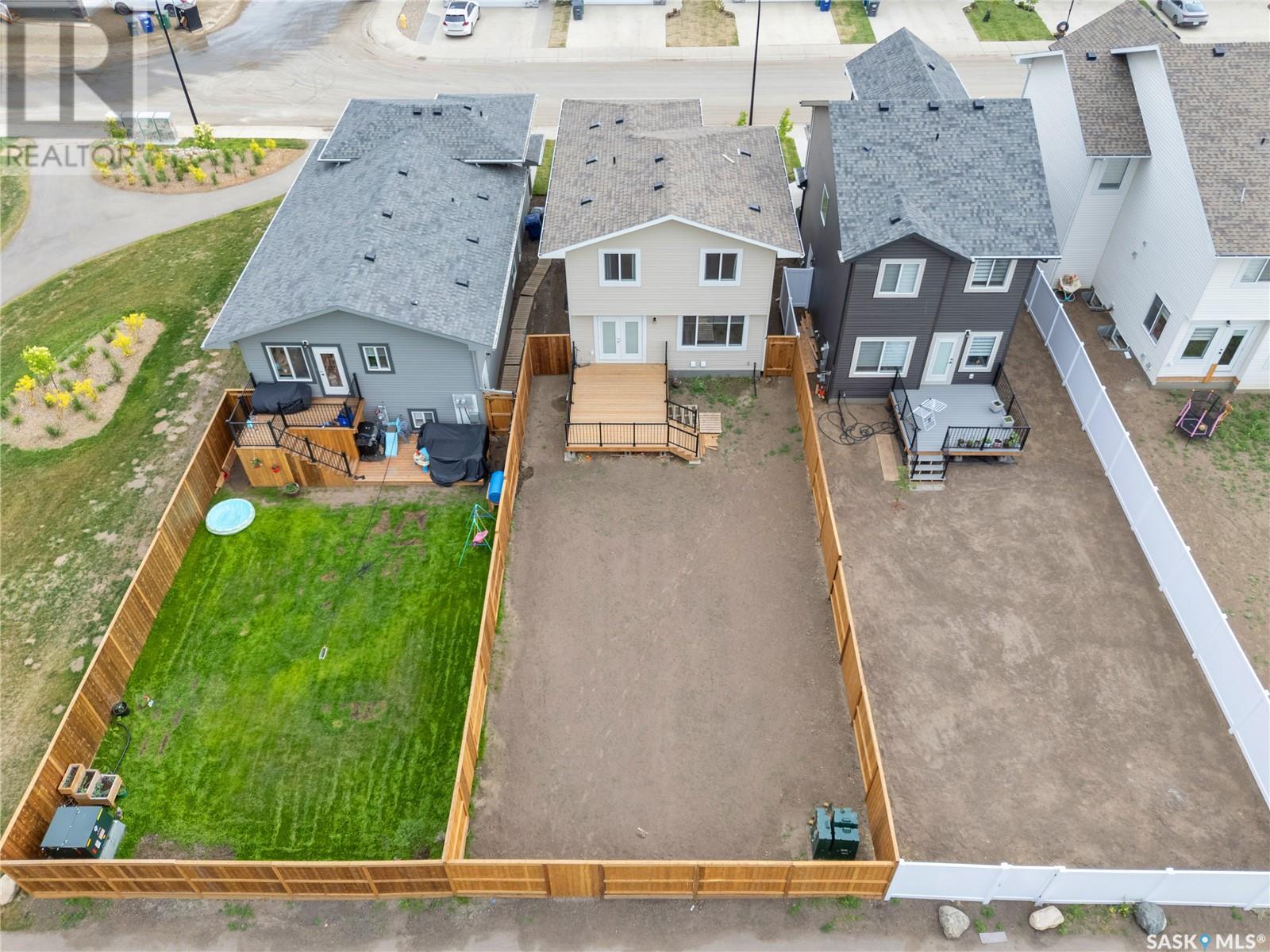 Photo 3 of 304 Pepper Place, Saskatoon SK