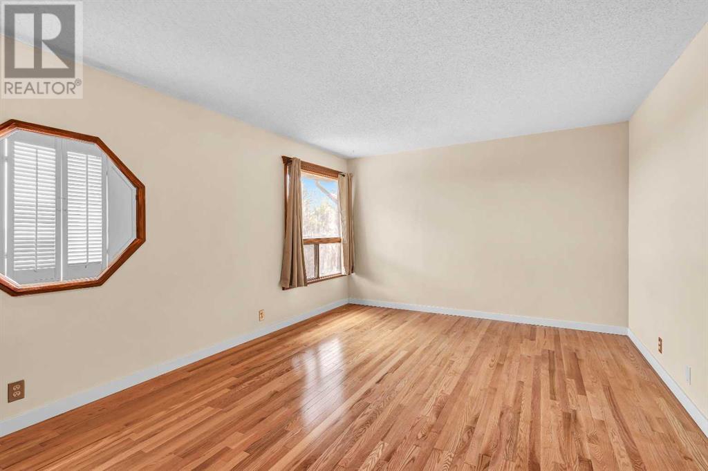 8007 Ranchview Drive NW Photo 20 - Calgary Real Estate