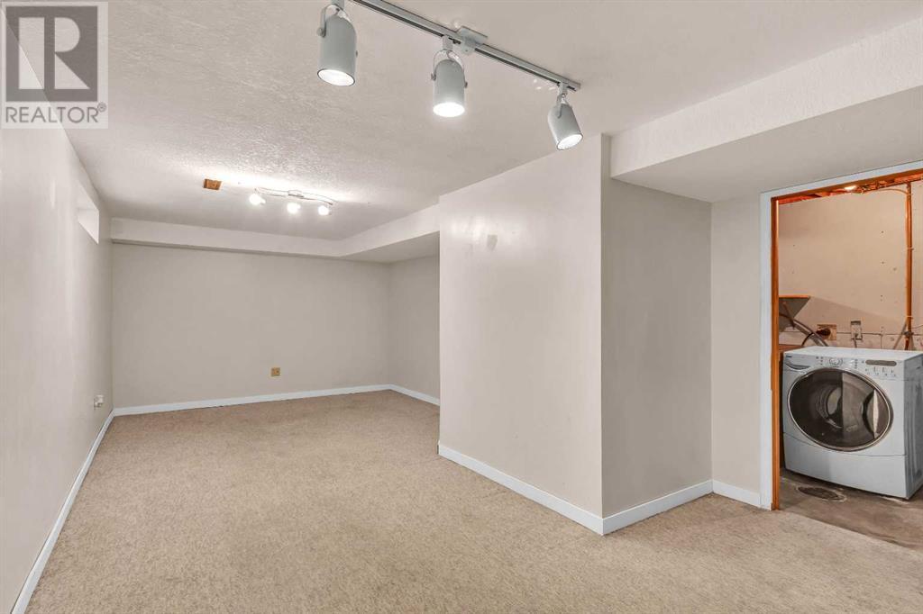 8007 Ranchview Drive NW Photo 28 - Calgary Real Estate