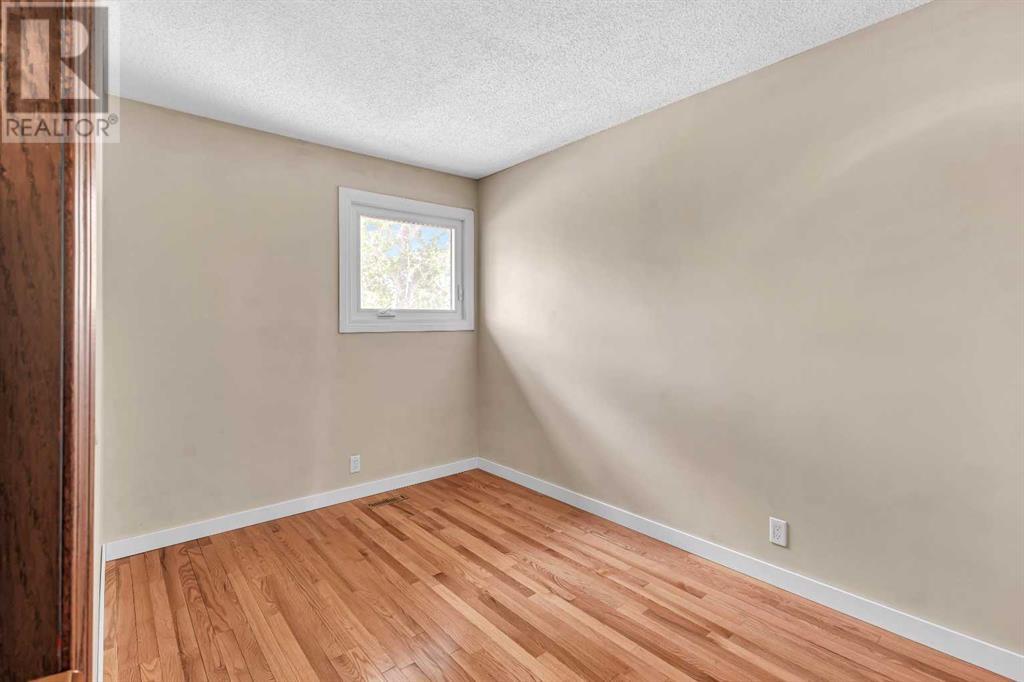 8007 Ranchview Drive NW Photo 23 - Calgary Real Estate