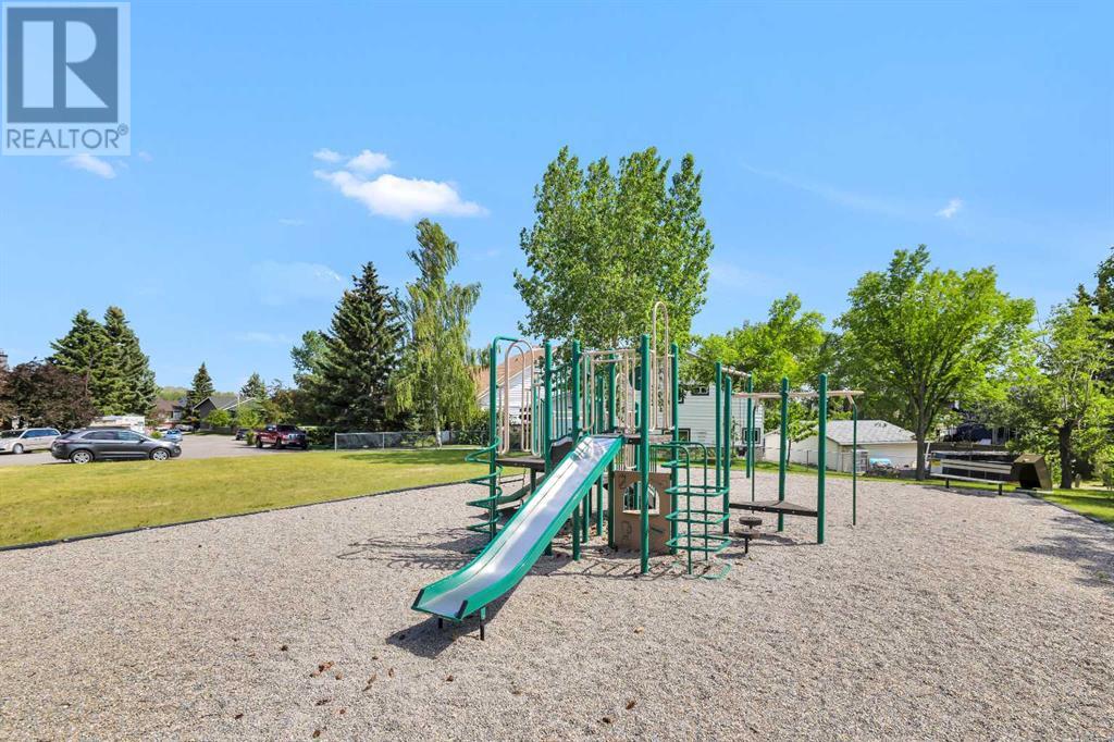 8007 Ranchview Drive NW Photo 41 - Calgary Real Estate