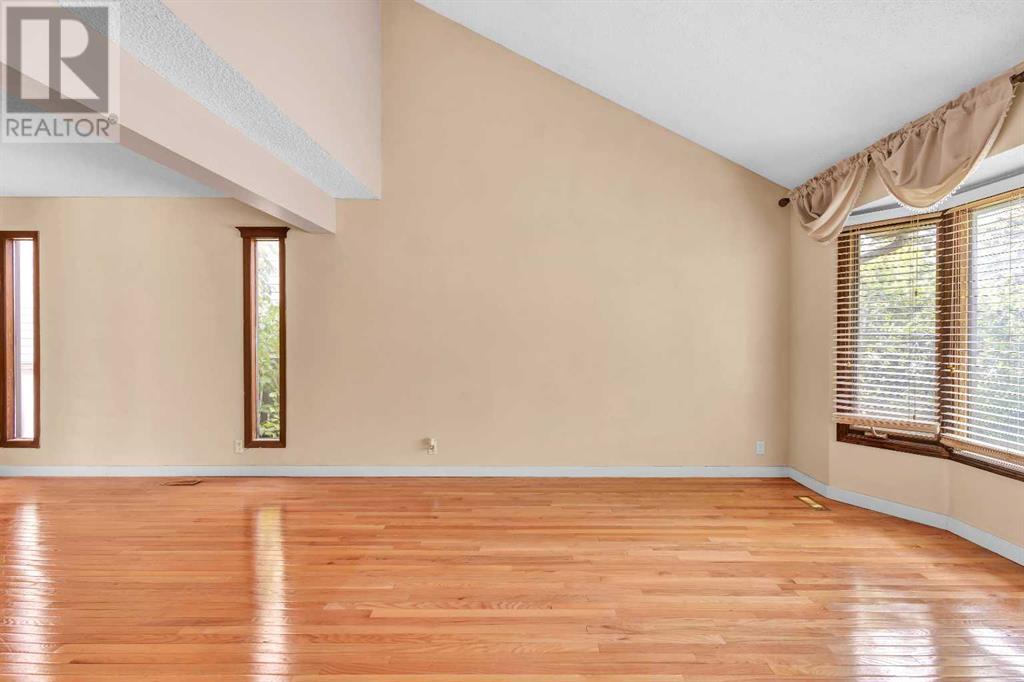 8007 Ranchview Drive NW Photo 6 - Calgary Real Estate