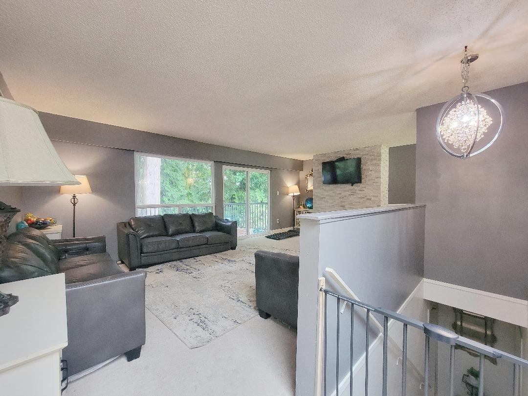 Photo 3 of 8403 Arbour Place, Delta BC