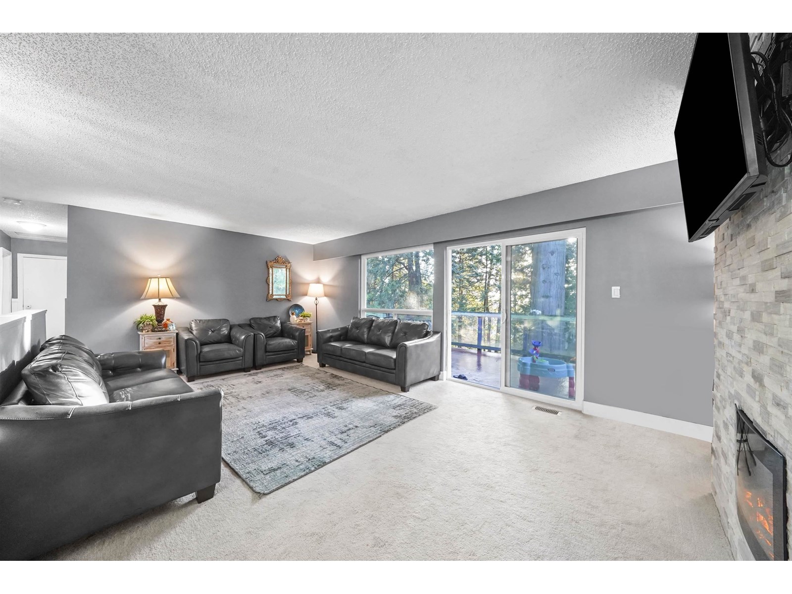 Photo 4 of 8403 Arbour Place, Delta BC