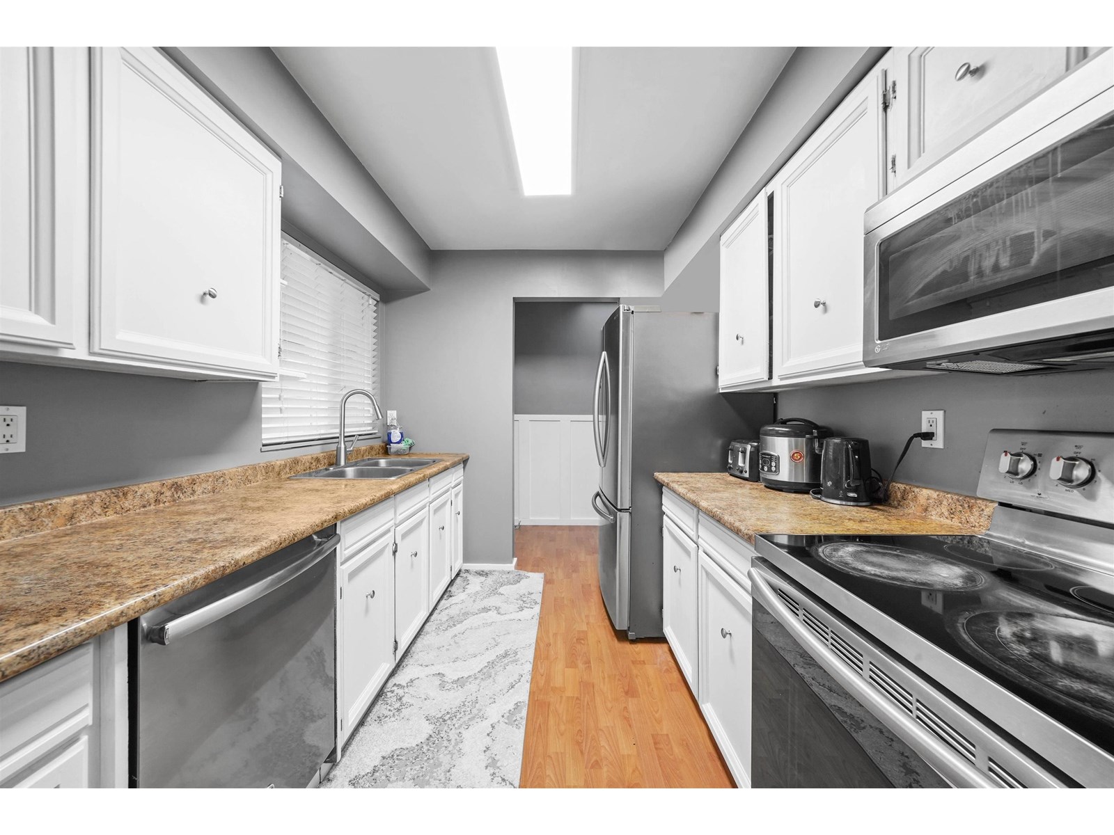 Photo 7 of 8403 Arbour Place, Delta BC