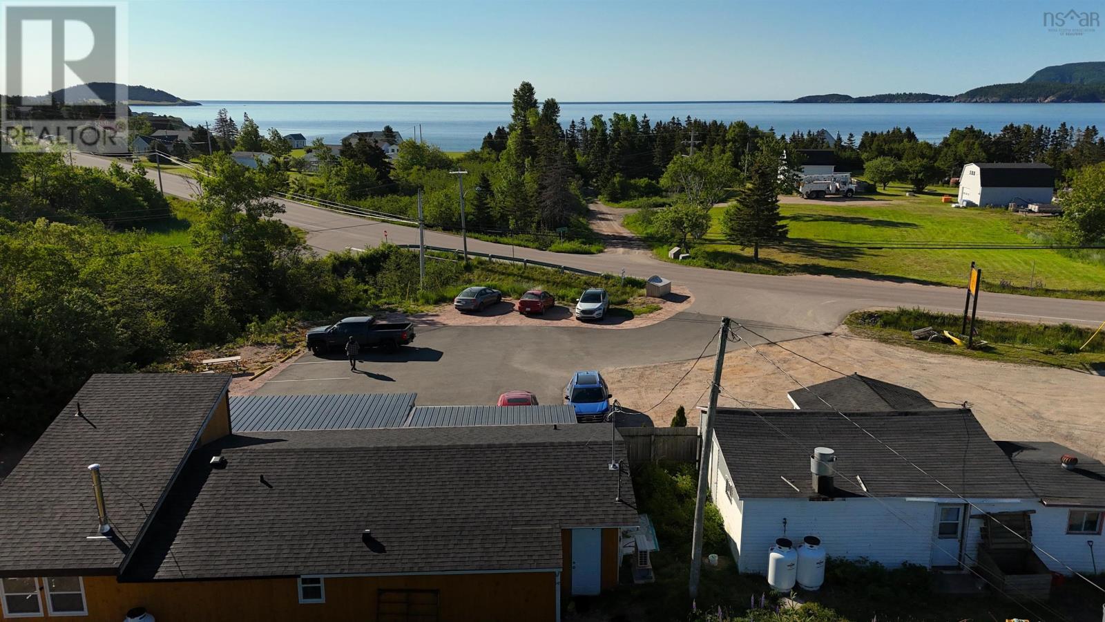 Property 15 of 22 of 36188 Cabot Trail