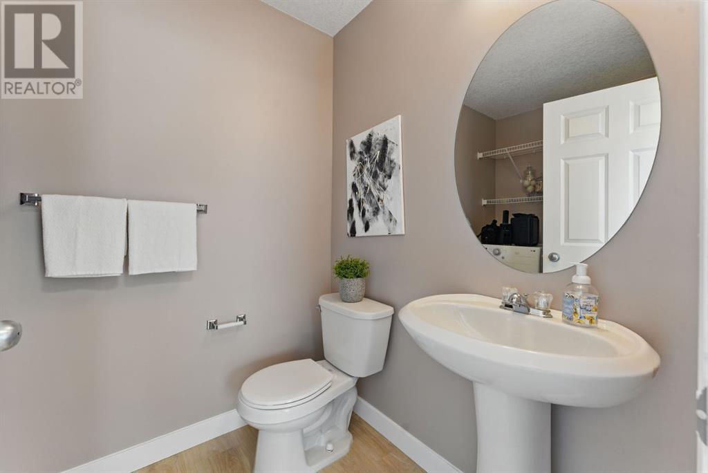 Single Family House for Sale in  Saddlebrook Common NE Saddle Ridge Calgary 