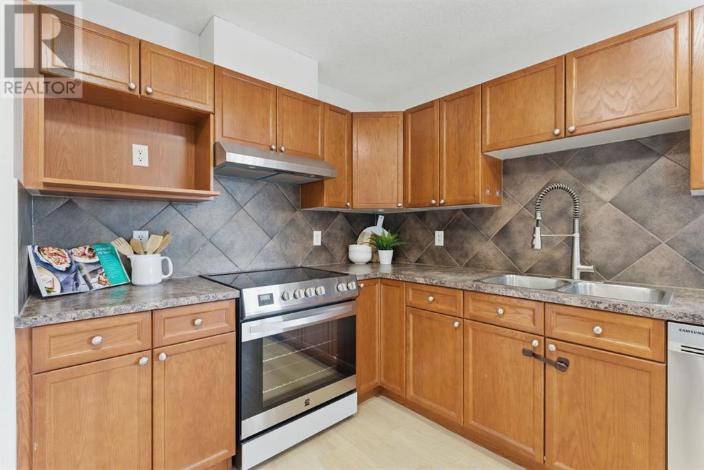 Single Family House for Sale in  Saddlebrook Common NE Saddle Ridge Calgary 