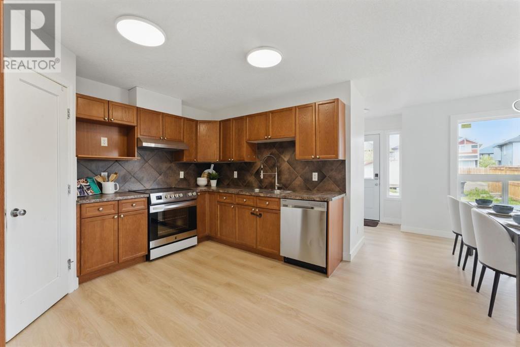 Single Family House for Sale in  Saddlebrook Common NE Saddle Ridge Calgary 