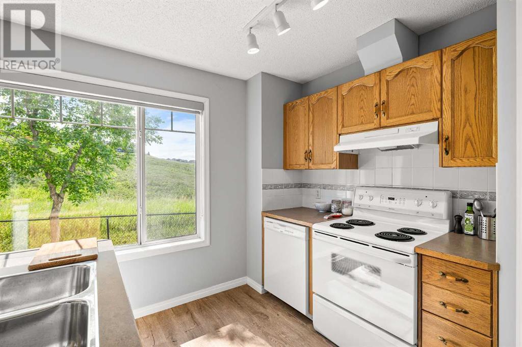 Single Family House for Sale in  Hidden Creek Gardens NW Hidden Valley Calgary 