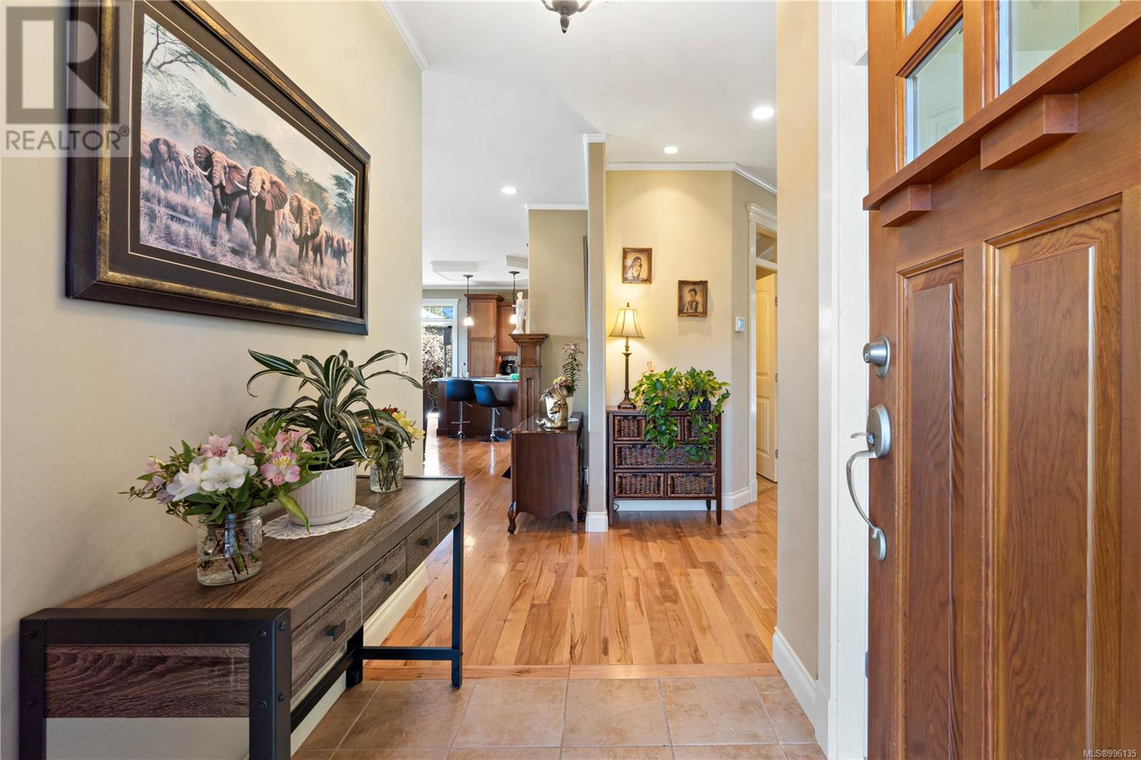 Photo 11 of 602 Steele Pl, Ladysmith BC