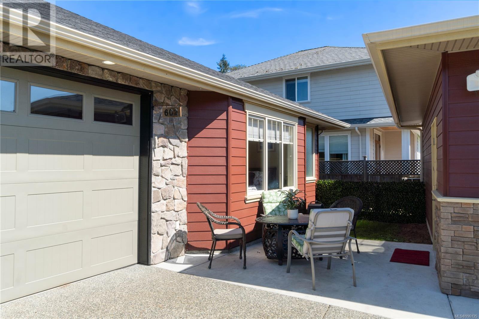 Photo 37 of 602 Steele Pl, Ladysmith BC
