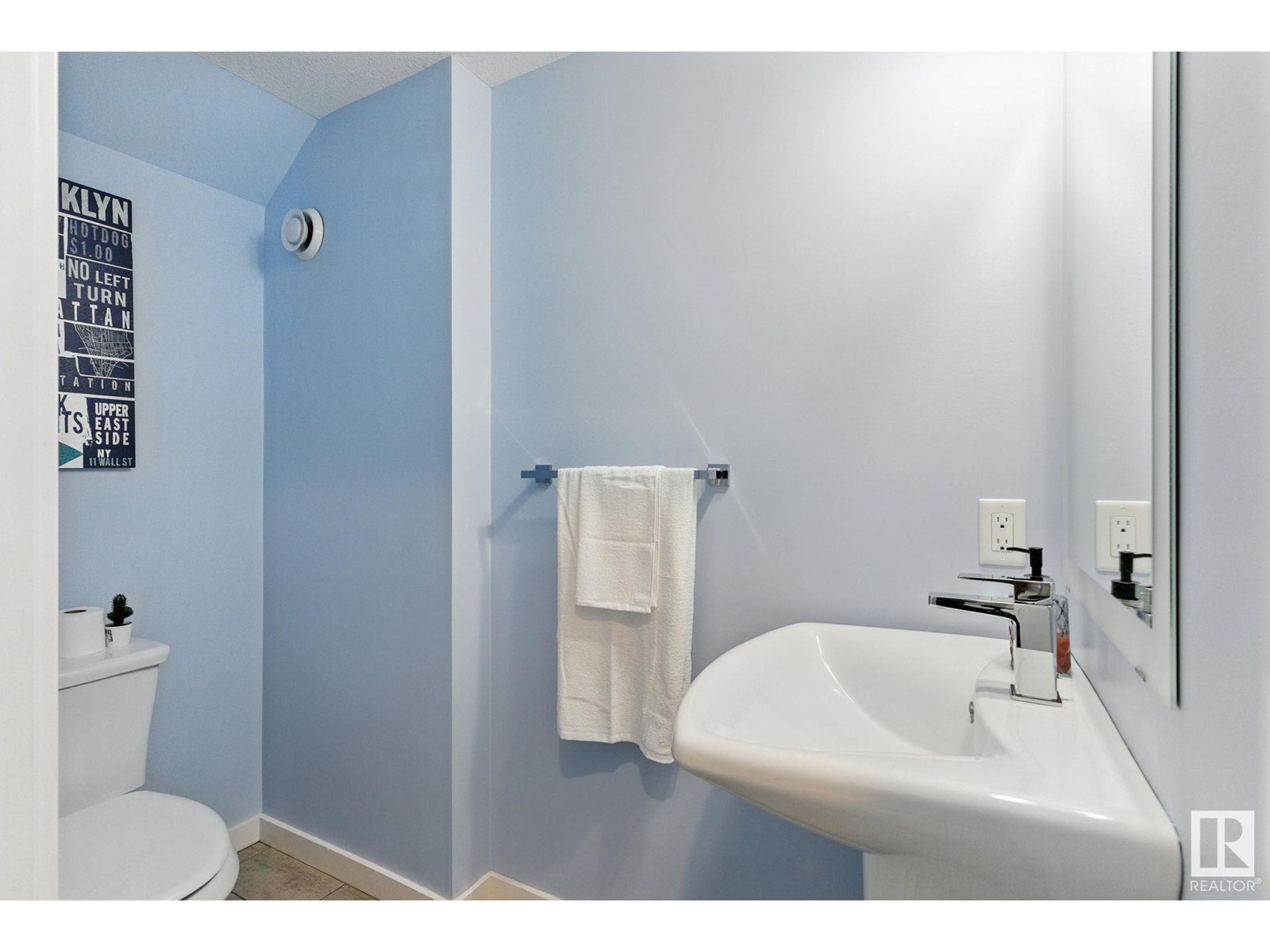 Photo 7 of 105 1304 Rutherford Rd Sw, Edmonton AB