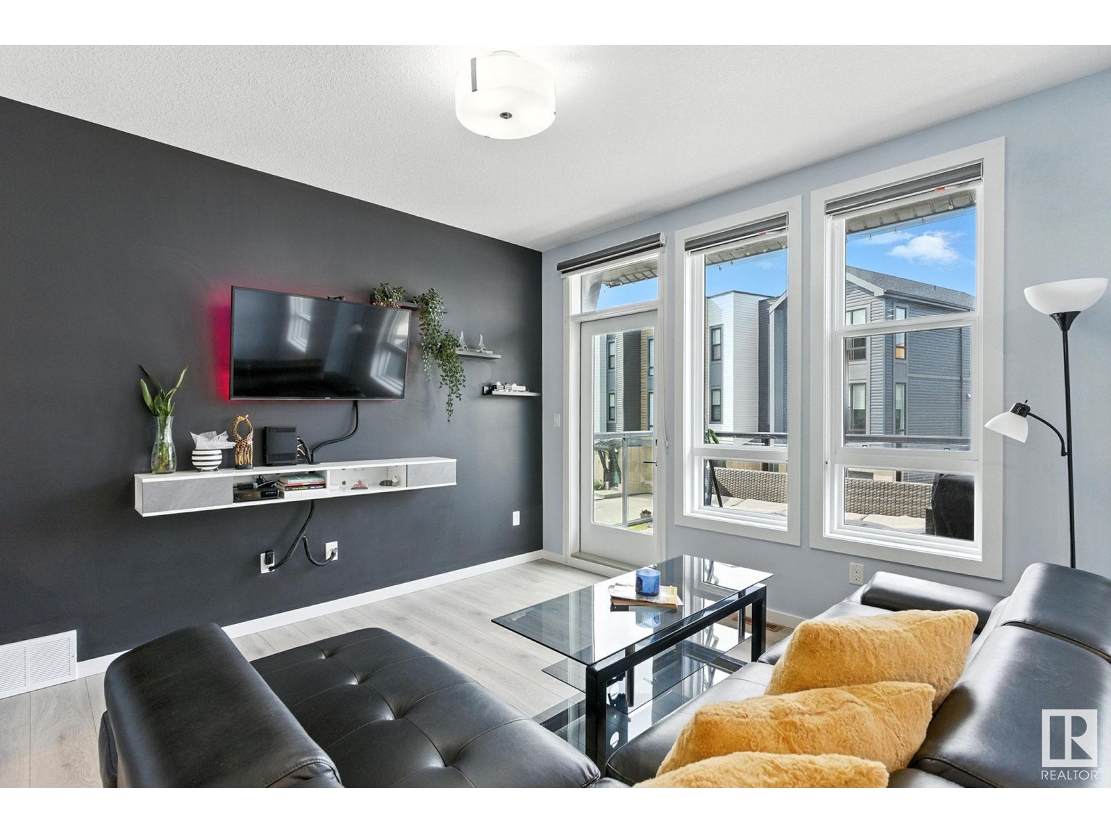 Photo 10 of 105 1304 Rutherford Rd Sw, Edmonton AB