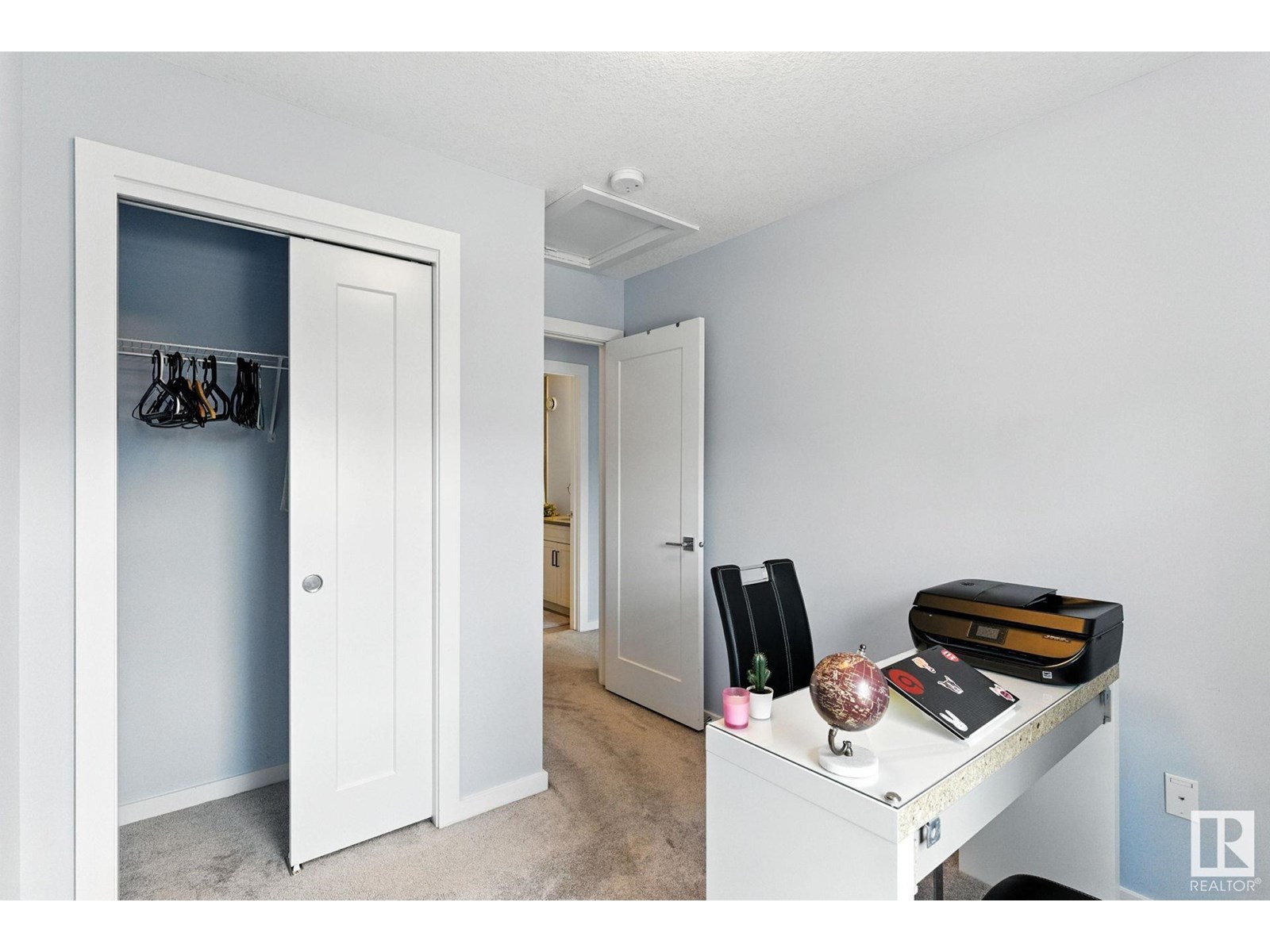 Photo 23 of 105 1304 Rutherford Rd Sw, Edmonton AB