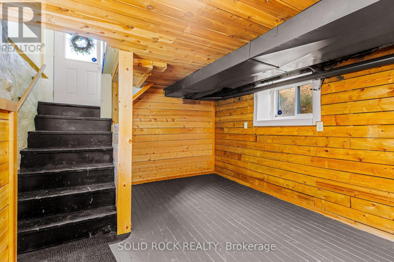 Photo 33 of 53 Wall Street, Brockville ON