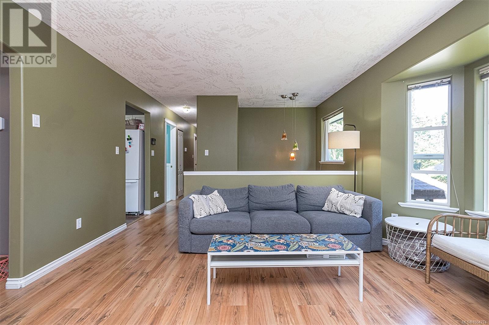 Photo 17 of 2186 Mckean Rd, Shawnigan Lake BC