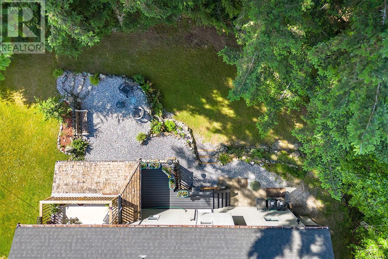 Photo 4 of 2186 Mckean Rd, Shawnigan Lake BC