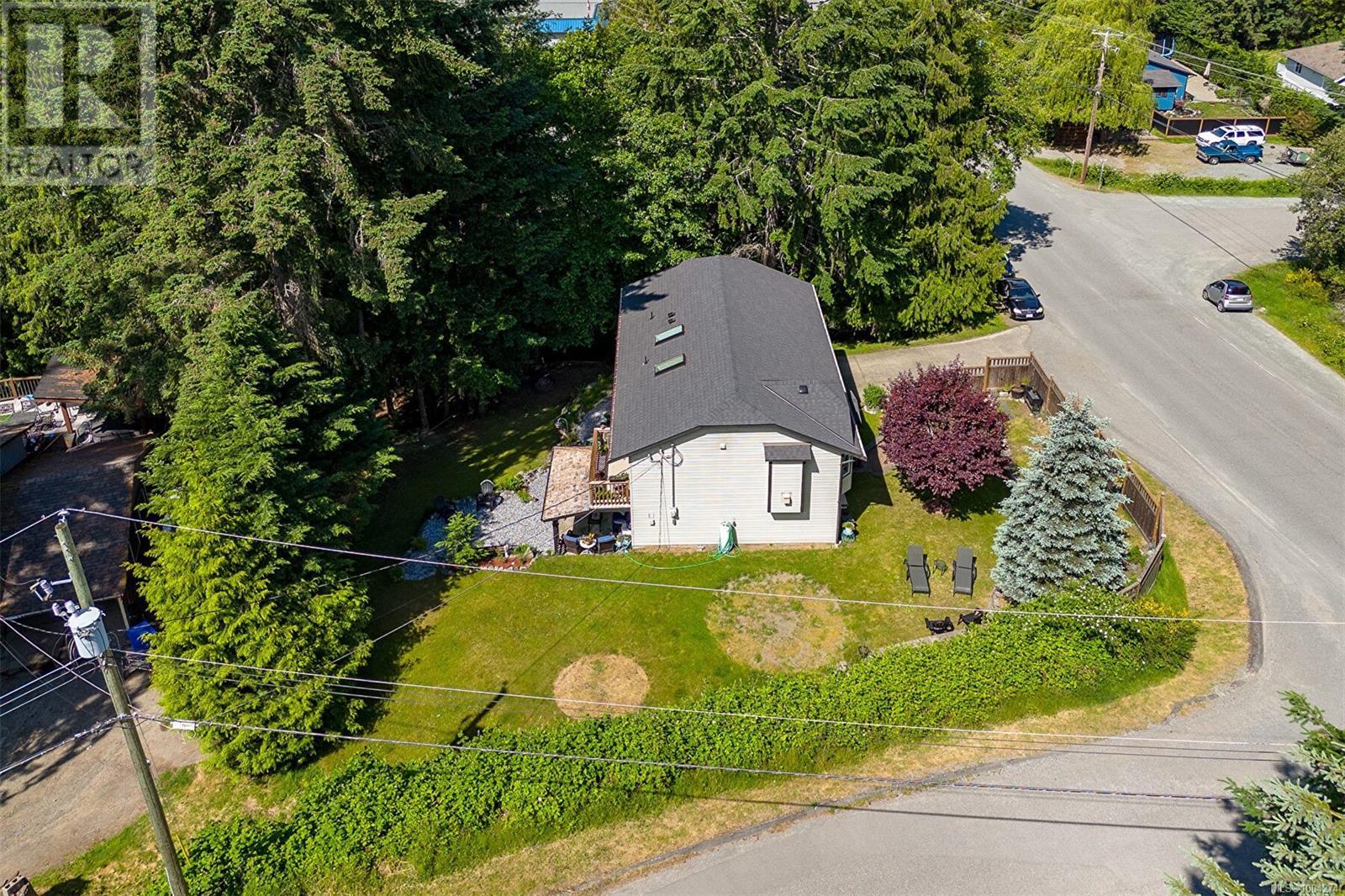 Photo 6 of 2186 Mckean Rd, Shawnigan Lake BC