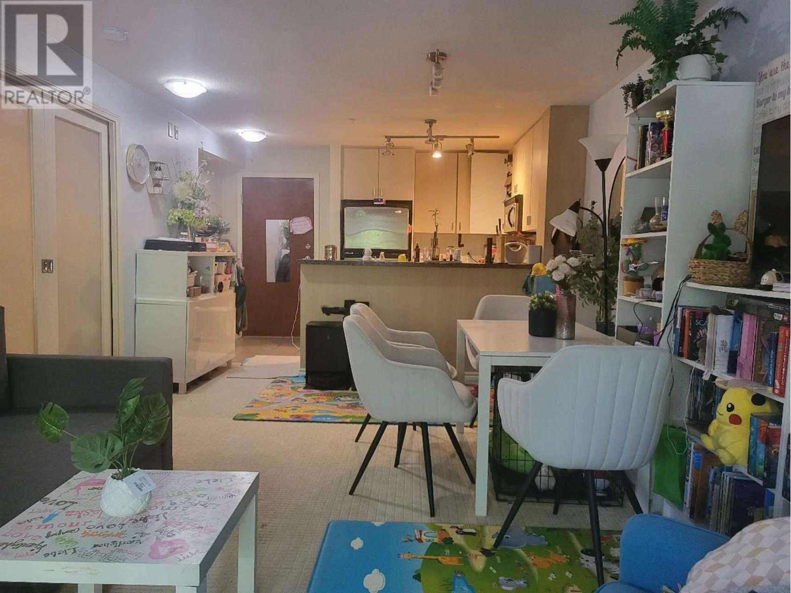 Photo 1 of 209 6888 Southpoint Drive, Burnaby BC