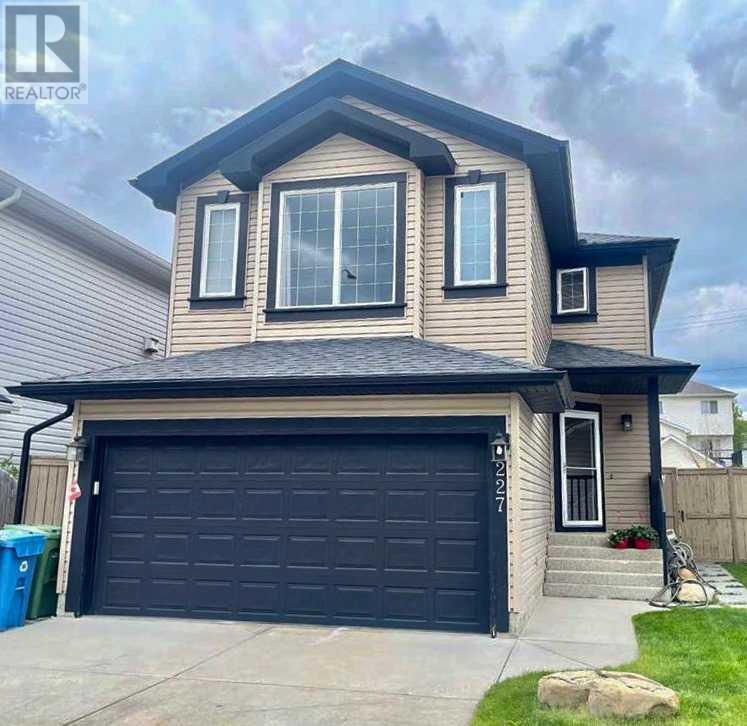 Single Family House for Sale in  Bridlewood Circle SW Bridlewood Calgary 